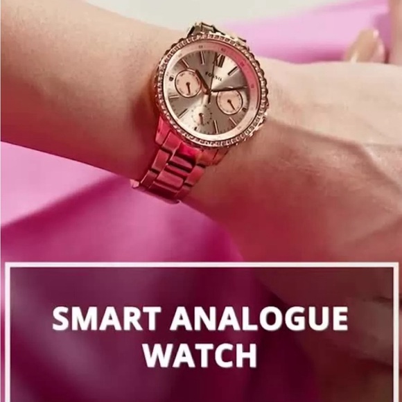 Women's Fossil Izzy Rose Gold-Tone Bracelet Watch 35mm - Picture 3 of 3